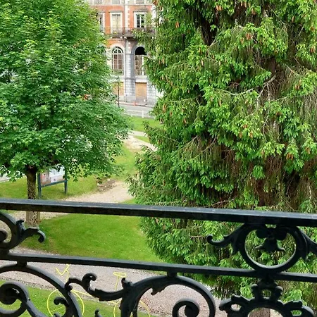 Apartment Vaste Appartement, Lumineux, 8 Couchages Eaux-Bonnes